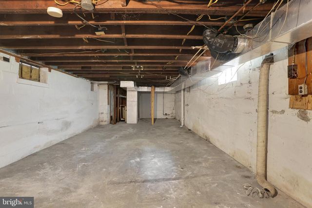 2708 LEXINGTON ST, Harrisburg, PA 17110