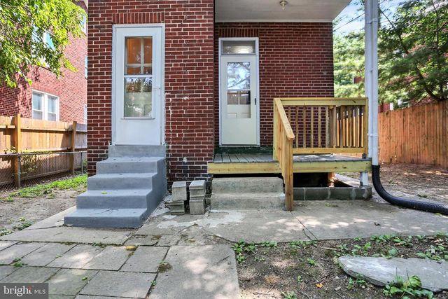 2708 LEXINGTON ST, Harrisburg, PA 17110
