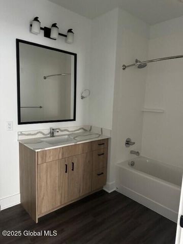 1 Town Center Drive Turnpike 208, East Greenbush, NY 12061