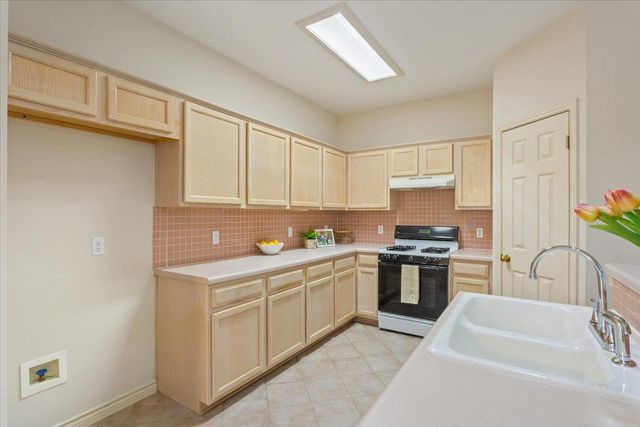 2601 Grist LN, Cedar Park, TX 78613