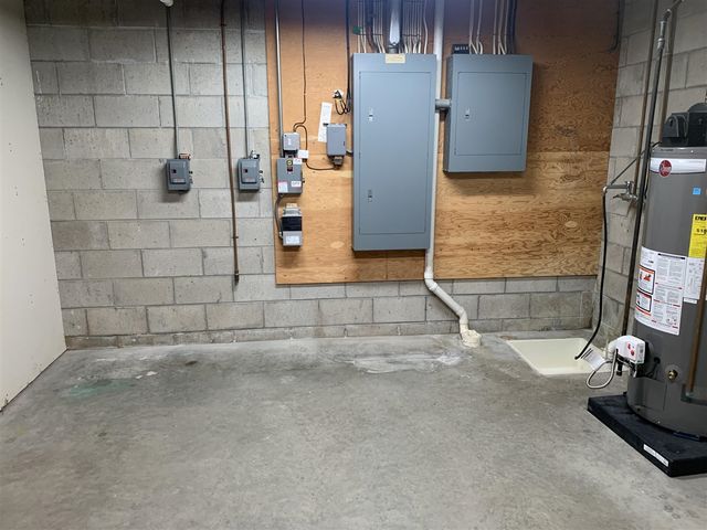 316 8th Street, Manistee, MI 49660