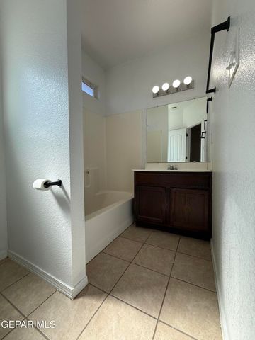 11736 JIM WEBB Drive, El Paso, TX 79934