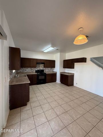 11736 JIM WEBB Drive, El Paso, TX 79934