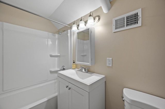 1960 S 68th STREET, West Allis, WI 53219