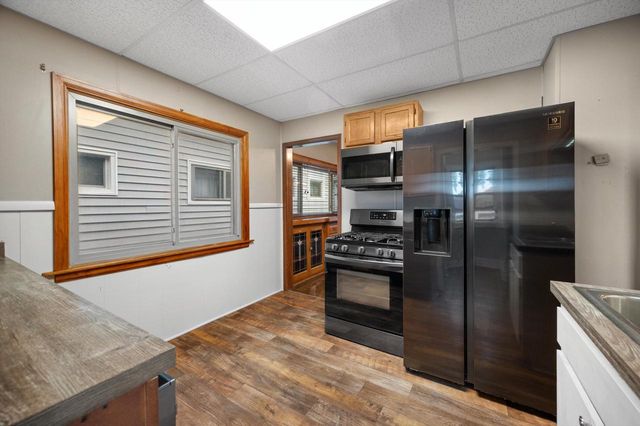 1960 S 68th STREET, West Allis, WI 53219