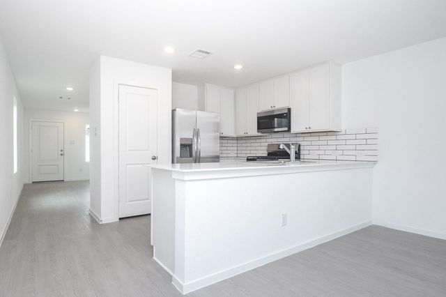 923 Capracotta Drive, Huffman, TX 77336