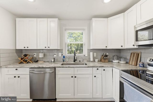 3932 SHILOH AVE, Hampstead, MD 21074