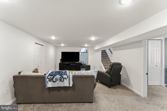 3932 SHILOH AVE, Hampstead, MD 21074