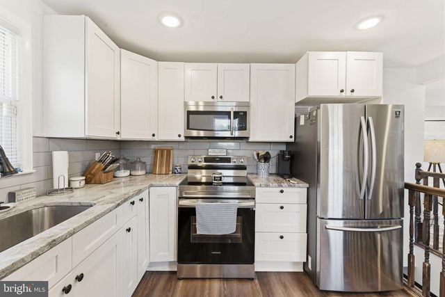 3932 SHILOH AVE, Hampstead, MD 21074