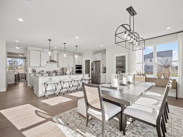 13759 Eagles Way Drive, Shelby, MI 48315