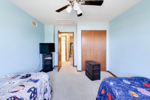 1511 Thornwood Lane, Plainfield, IL 60586