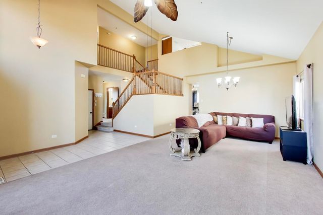 1511 Thornwood Lane, Plainfield, IL 60586