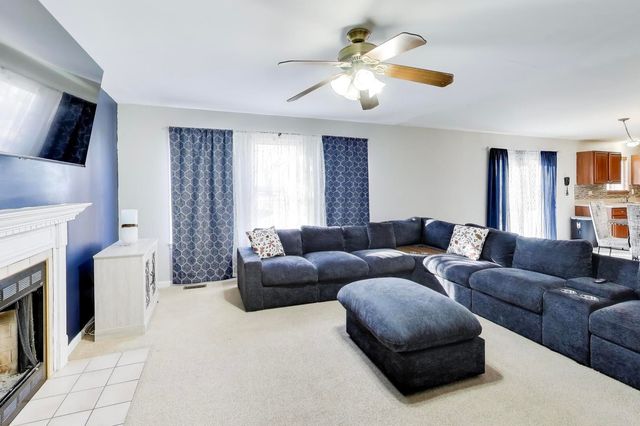 1511 Thornwood Lane, Plainfield, IL 60586