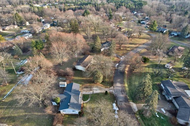 1368 Autumn Drive, Flint, MI 48532