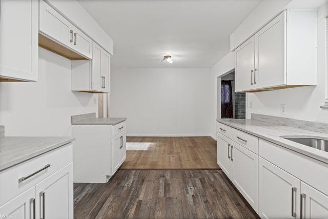 1368 Autumn Drive, Flint, MI 48532