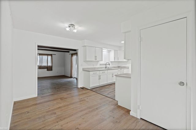 1368 Autumn Drive, Flint, MI 48532