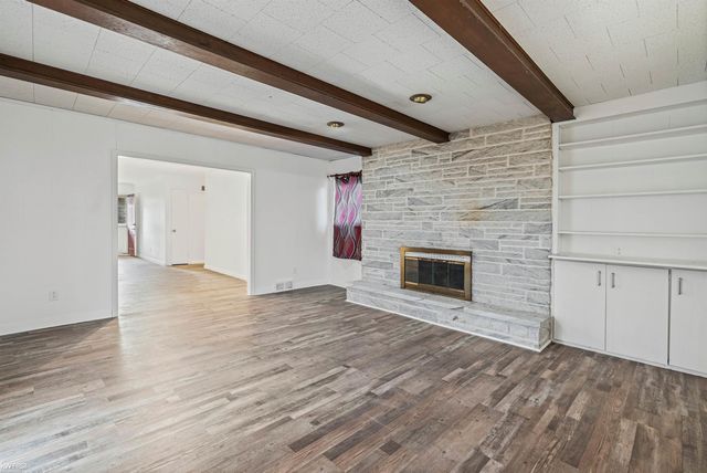 1368 Autumn Drive, Flint, MI 48532