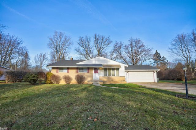 1368 Autumn Drive, Flint, MI 48532