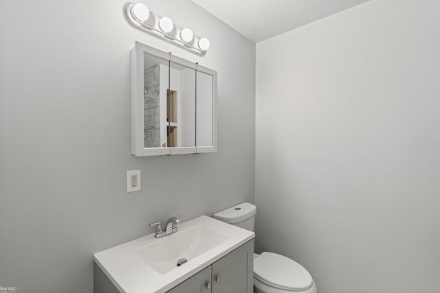 1368 Autumn Drive, Flint, MI 48532