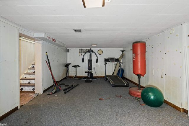 1368 Autumn Drive, Flint, MI 48532