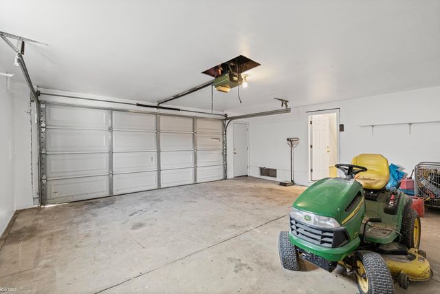 1368 Autumn Drive, Flint, MI 48532