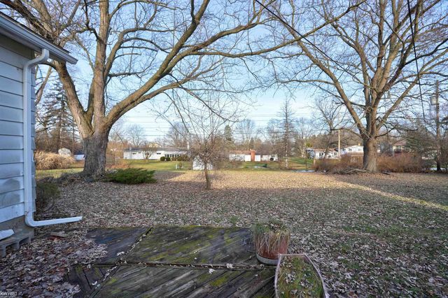 1368 Autumn Drive, Flint, MI 48532