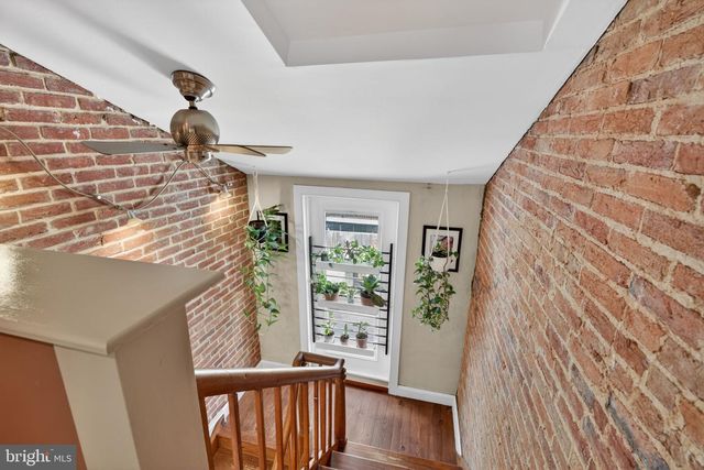 18 S WASHINGTON ST, Baltimore, MD 21231