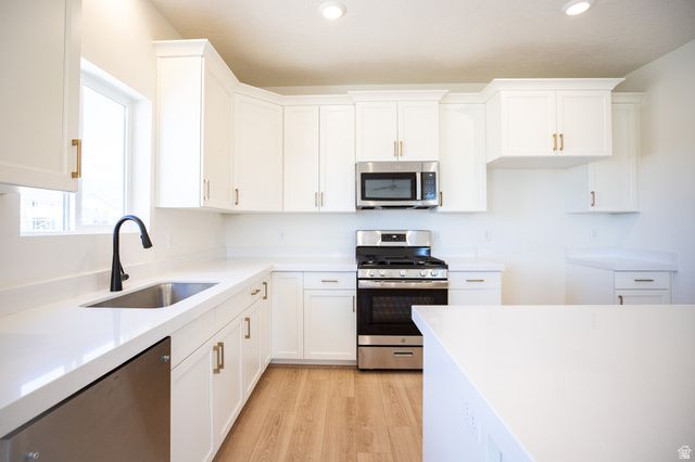 580 W 1775 N, Harrisville, UT 84404