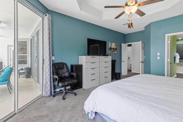 1956 Rue La Fontaine, Navarre, FL 32566