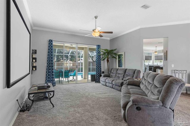1956 Rue La Fontaine, Navarre, FL 32566