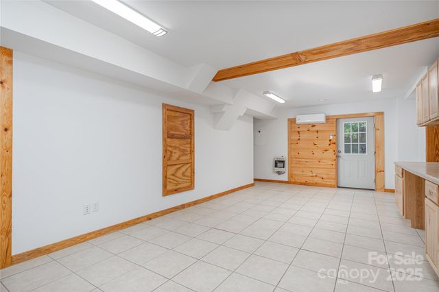 288 Hard To Find Drive, Brevard, NC 28712