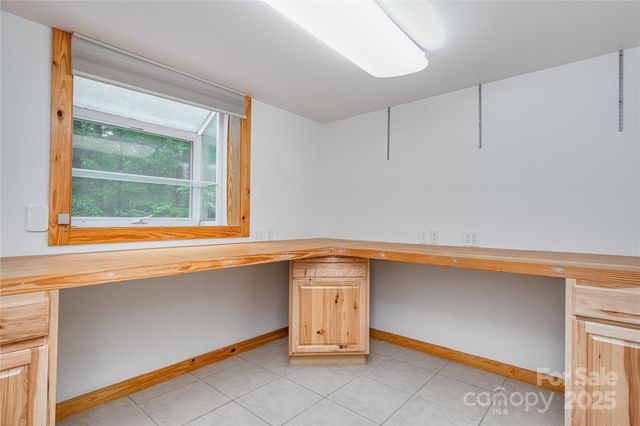 288 Hard To Find Drive, Brevard, NC 28712