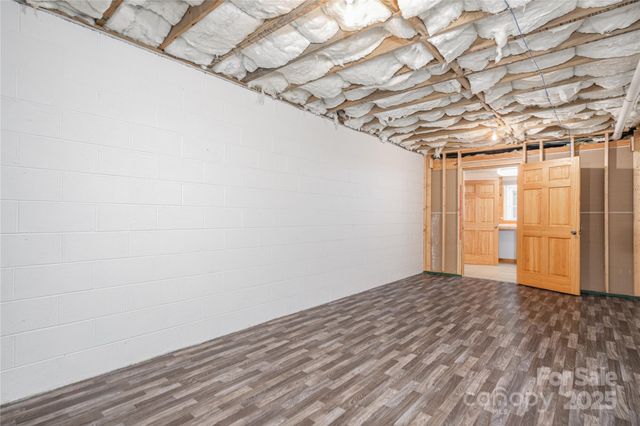 288 Hard To Find Drive, Brevard, NC 28712