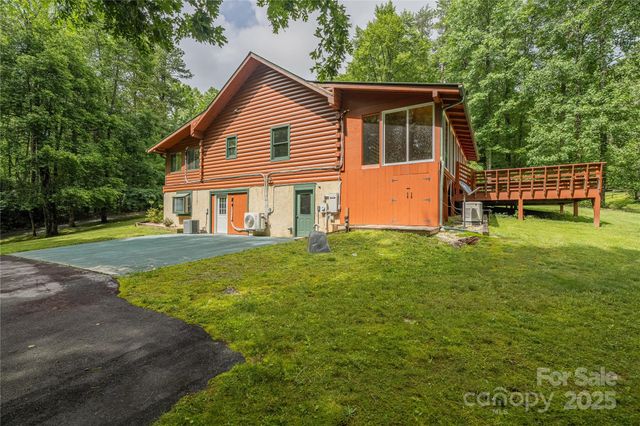 288 Hard To Find Drive, Brevard, NC 28712