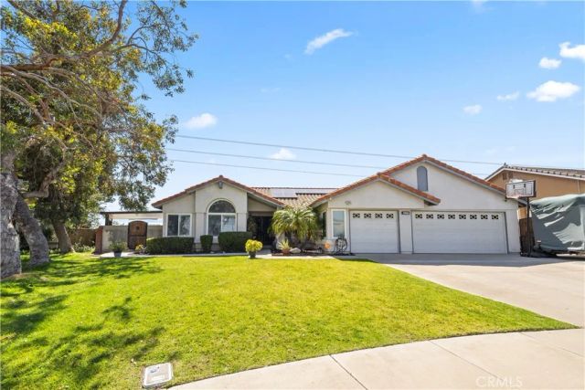 3906 N Flame Tree, Rialto, CA 92377