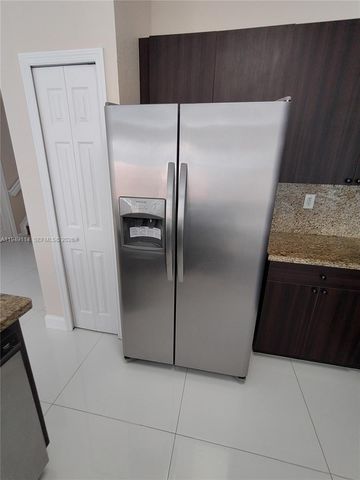 8546 SW 165th Pl 0, Miami, FL 33193