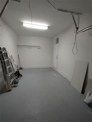 8546 SW 165th Pl 0, Miami, FL 33193