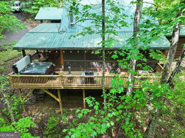 189 Cherry Lake Drive 3, Blue Ridge, GA 30513