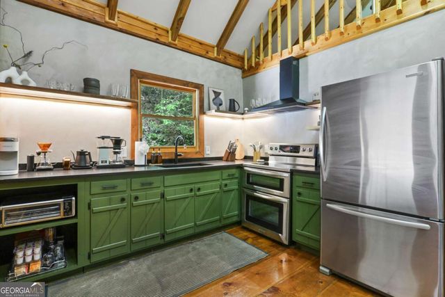 189 Cherry Lake Drive 3, Blue Ridge, GA 30513