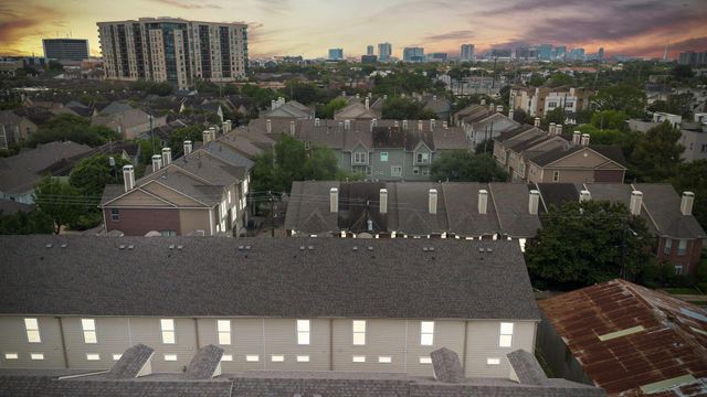 1913 Gillette Street C, Houston, TX 77006