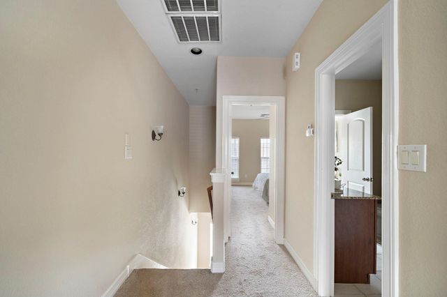 1913 Gillette Street C, Houston, TX 77006