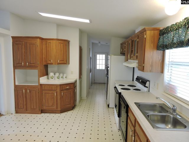 72 Sunshine Point, Prosperity, SC 29127