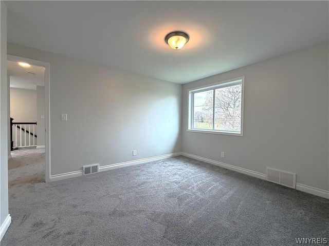 100 Frankhauser Road, Amherst, NY 14221