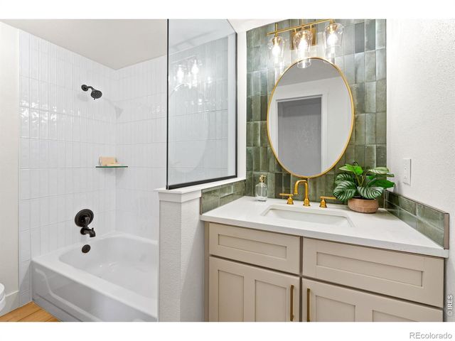 104 Oak Street, Windsor, CO 80550