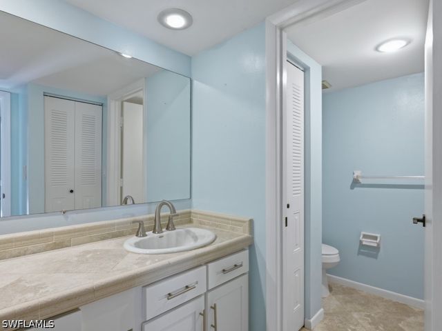 5247 Cedarbend DR 2, Fort Myers, FL 33919