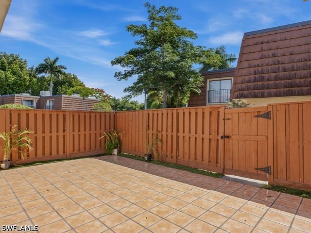 5247 Cedarbend DR 2, Fort Myers, FL 33919