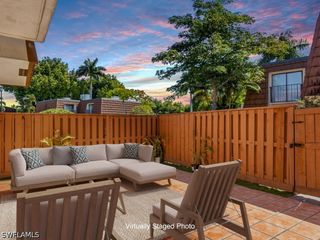 5247 Cedarbend DR 2, Fort Myers, FL 33919