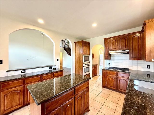7204 Crane Drive, Sachse, TX 75048