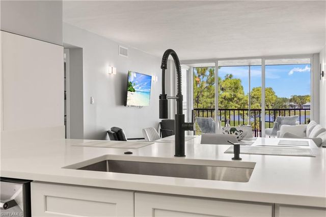 25804 Cockleshell DR # 314, Bonita Springs, FL 34135