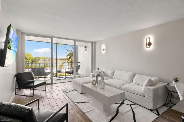 25804 Cockleshell DR # 314, Bonita Springs, FL 34135